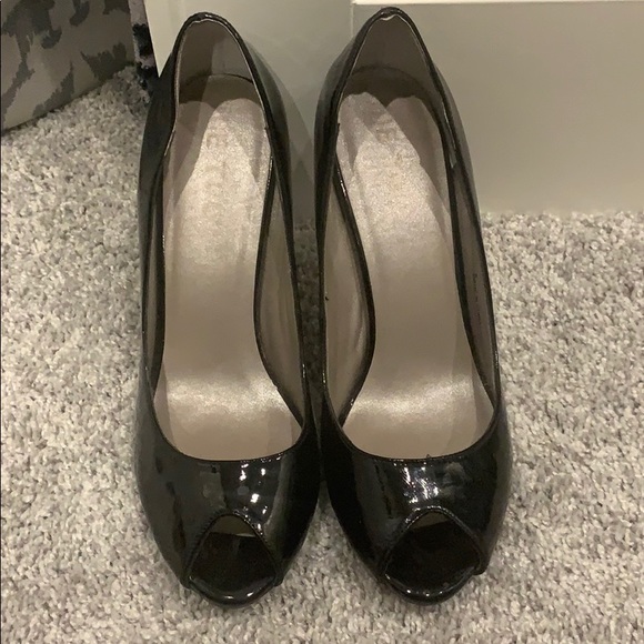 Classic Black Patent Peep Toe Pumps - Picture 5 of 5